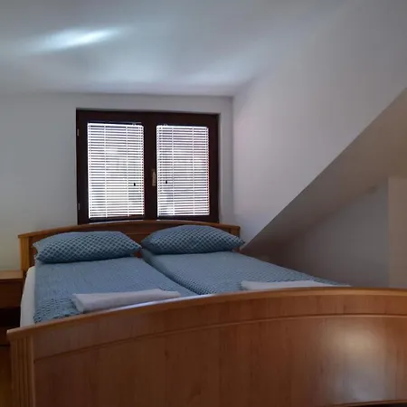 Flame City Center Apheartment Appartamento *